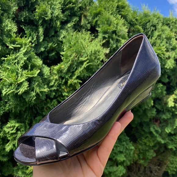 Cole Haan x Nike Air Metallic Peep Toe Wedge Sandal Black Patent Leather Size 7B - Picture 8 of 8